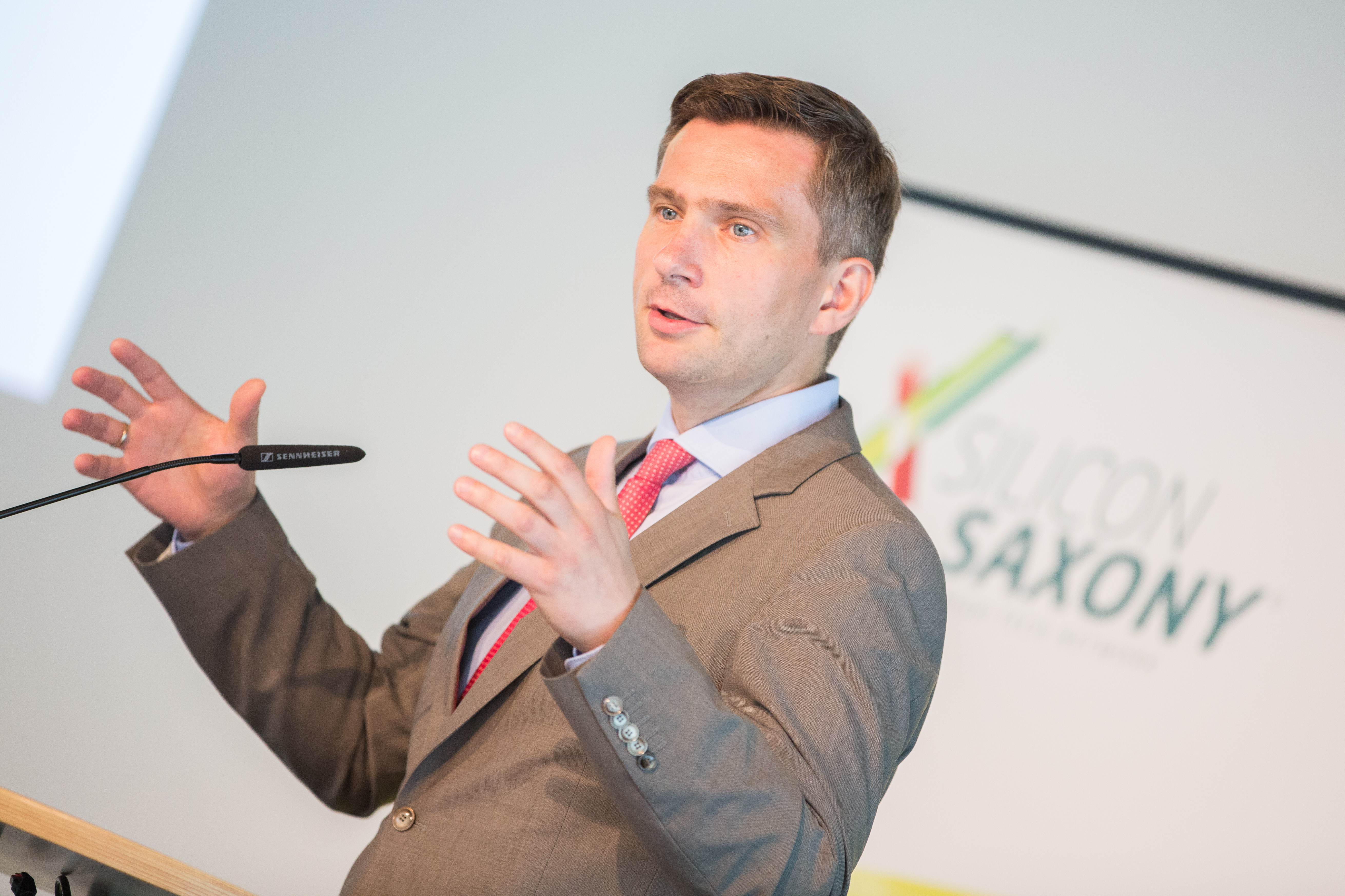 Sachsens Wirtschaftsminister Martin Dulig präsentiert die Digitalisierungsstrategie „Sachsen Digital“